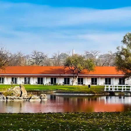 Pannonia Golf & Country Club Bed & Breakfast Alcsutdoboz Bagian luar foto