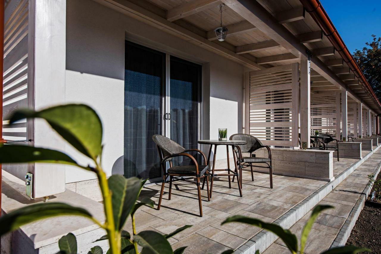 Pannonia Golf & Country Club Bed & Breakfast Alcsutdoboz Bagian luar foto